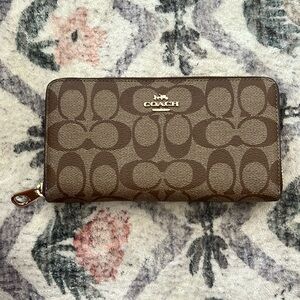 Coach long zip around wallet in signature canvas! NWOT!!